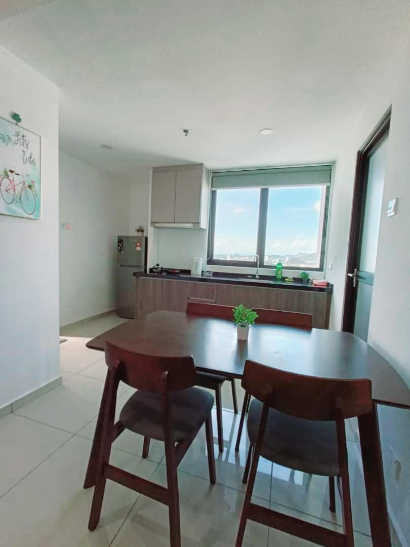 Lovely 2Room Suite6Pax@Sky Condo Juru Sentral Μπουκίτ Μερταχάμ Εξωτερικό φωτογραφία