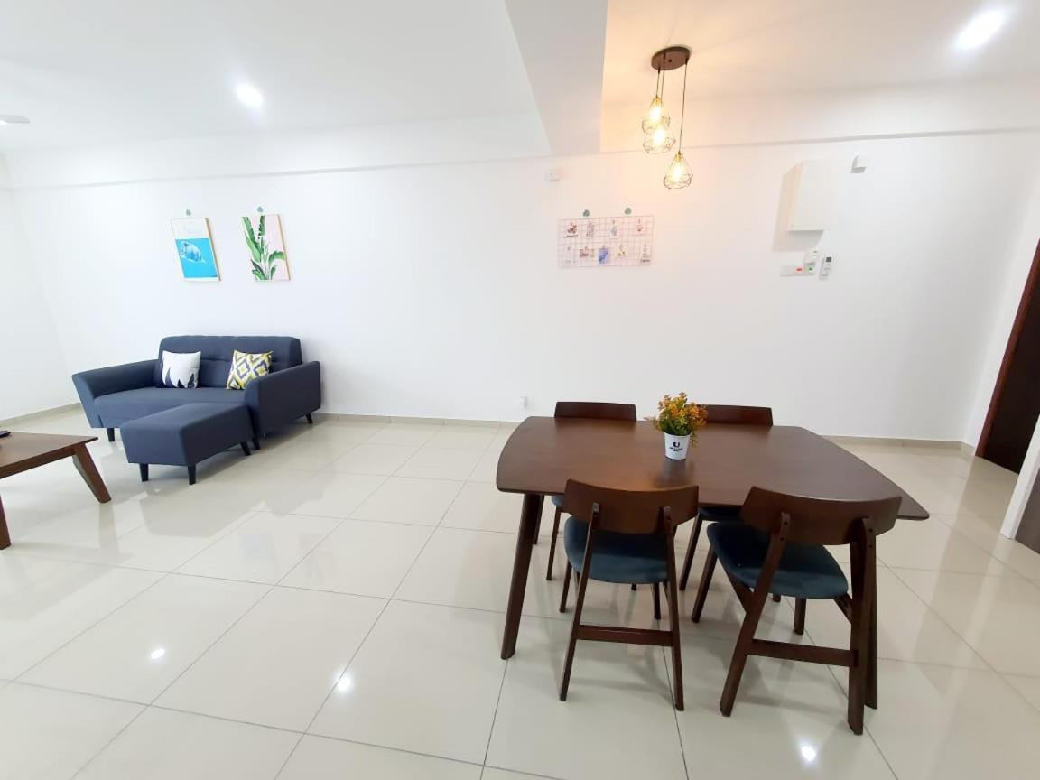 Lovely 2Room Suite6Pax@Sky Condo Juru Sentral Μπουκίτ Μερταχάμ Εξωτερικό φωτογραφία